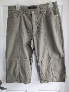 Simon Chang Men's Olive Green Khaki Capris / 100115